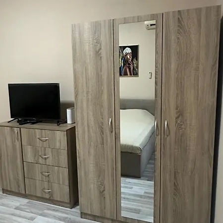 чисто нов в центъра на града! Apartament