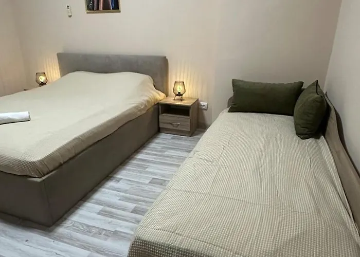 чисто нов в центъра на града! Апартаменты *